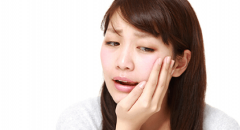 歯痛の痛み副鼻腔炎の症状　歯痛の痛み